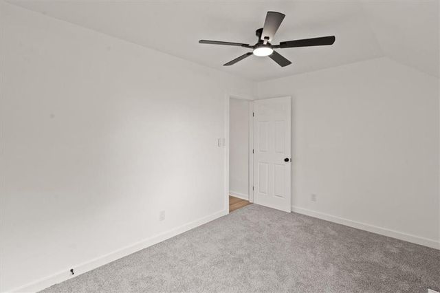 307 S Sunset Lane, Raymore, MO 64083