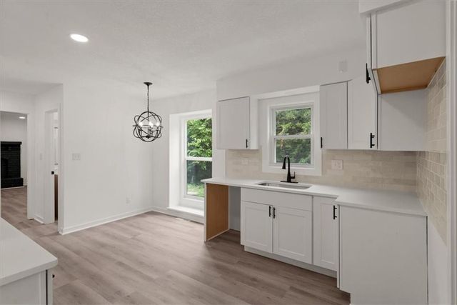307 S Sunset Lane, Raymore, MO 64083