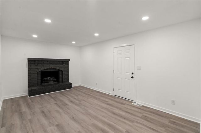 307 S Sunset Lane, Raymore, MO 64083