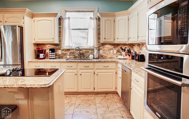 2206 Byrne Wood Drive, Jonesboro, AR 72404