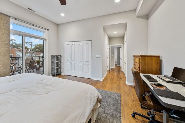 2626 N Lincoln Avenue 303, Chicago, IL 60614