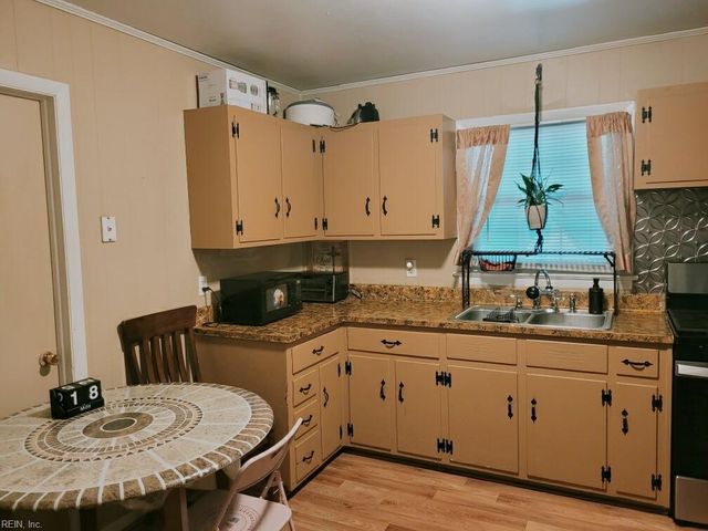 4801 81st ST, Hampton, VA 23605