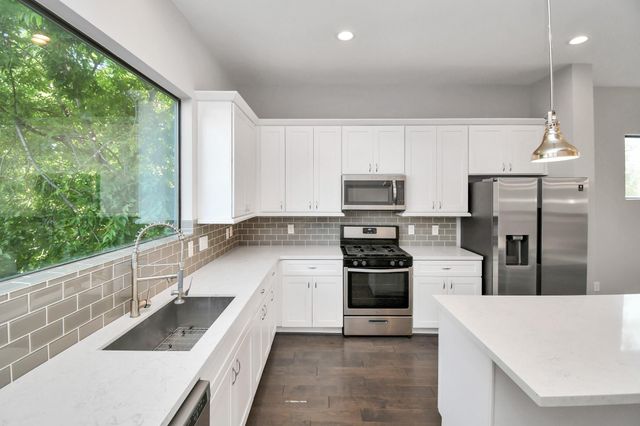 308 Palmer Street, Houston, TX 77003