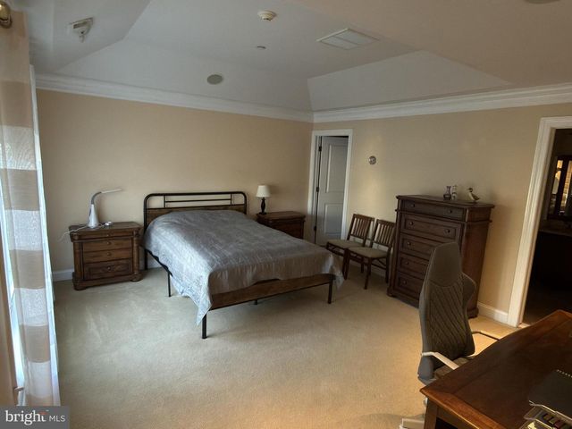 211 HOLLAND AVE, Ardmore, PA 19003