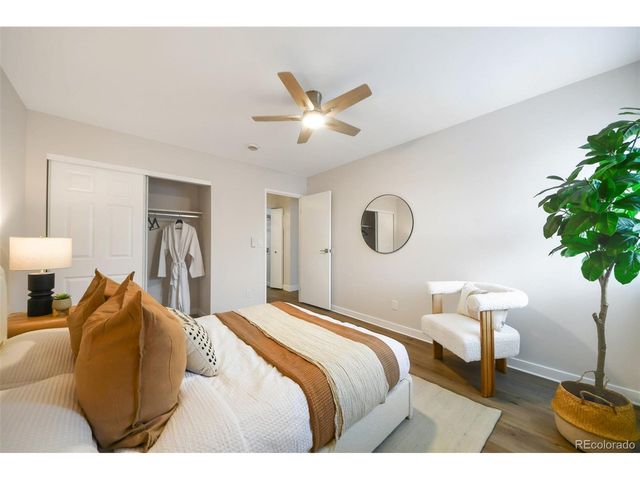 5995 W Hampden Ave B-18, Denver, CO 80227