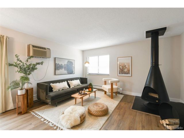 5995 W Hampden Ave B-18, Denver, CO 80227