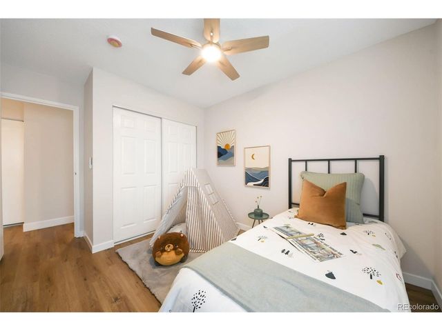 5995 W Hampden Ave B-18, Denver, CO 80227