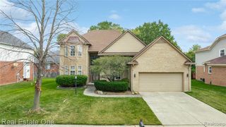 2025 Somerville, Rochester Hills, MI 48307