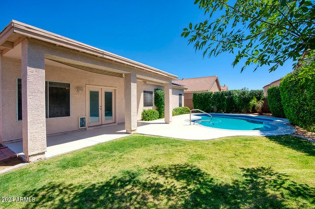 762 N BOULDER Street, Gilbert, AZ 85234
