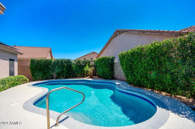 762 N BOULDER Street, Gilbert, AZ 85234