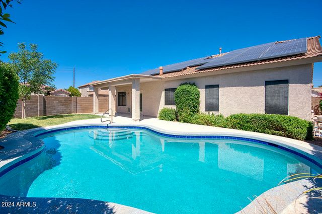 762 N BOULDER Street, Gilbert, AZ 85234