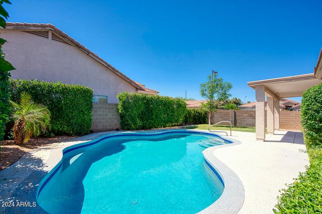 762 N BOULDER Street, Gilbert, AZ 85234