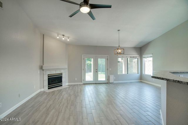 762 N BOULDER Street, Gilbert, AZ 85234