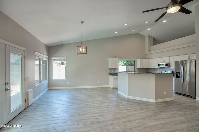 762 N BOULDER Street, Gilbert, AZ 85234