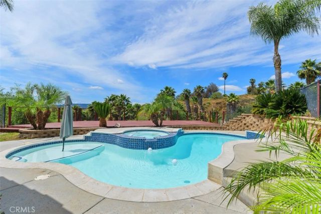 38585 Clearbrook, Murrieta, CA 92563