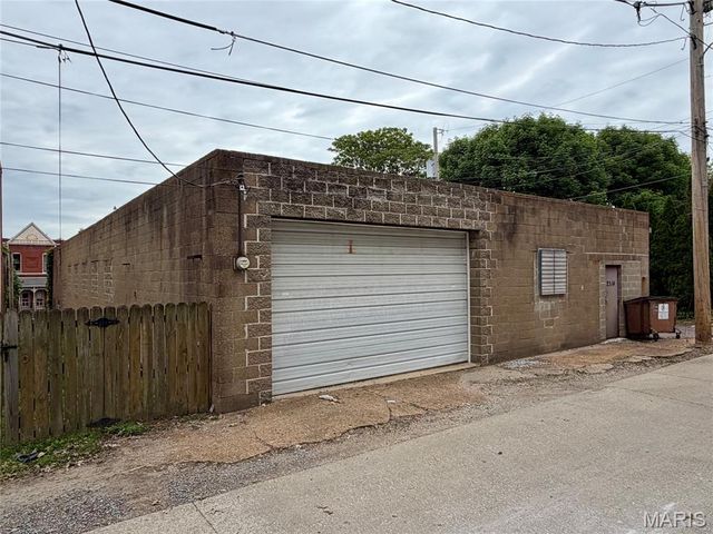 2314 Hickory Street, St Louis, MO 63104