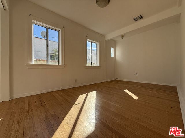 2217 Selby Avenue, Los Angeles, CA 90064