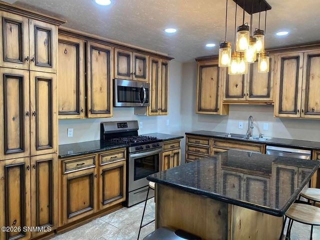 759 S Santa Barbara Street, Deming, NM 88030