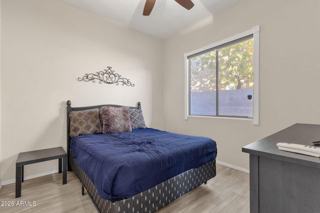 410 W HELENA Drive, Phoenix, AZ 85023