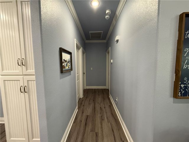 450 NW Holland Avenue, Gentry, AR 72734