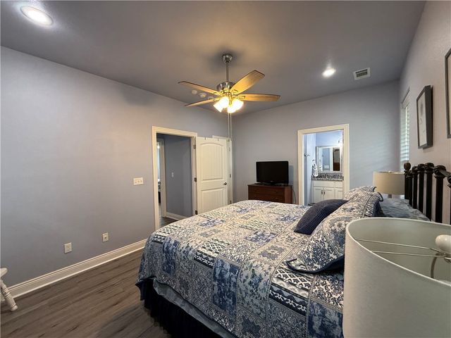 450 NW Holland Avenue, Gentry, AR 72734