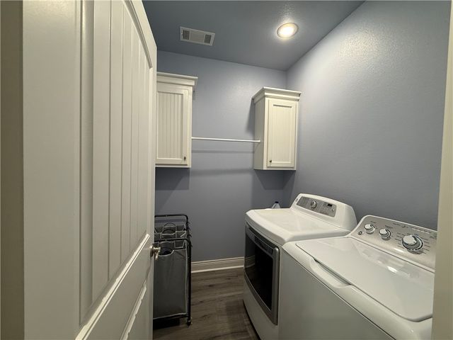 450 NW Holland Avenue, Gentry, AR 72734