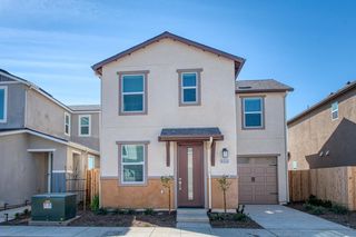 6559 E Crimson Drive, Fresno, CA 93727
