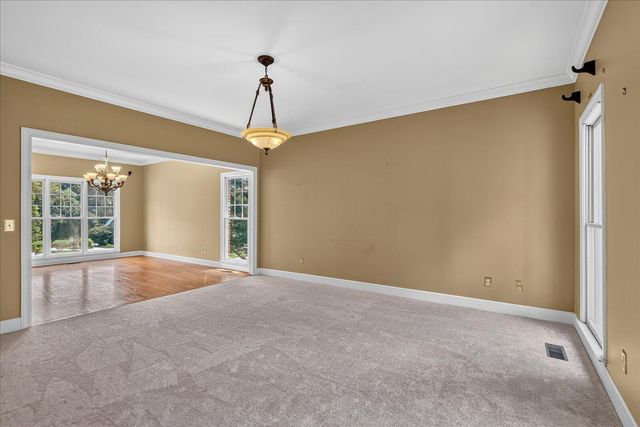55 Middle Creek Road, Signal Mountain, TN 37377