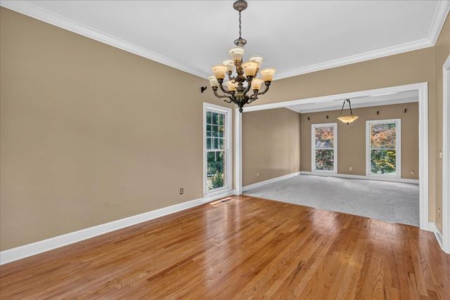 55 Middle Creek Road, Signal Mountain, TN 37377