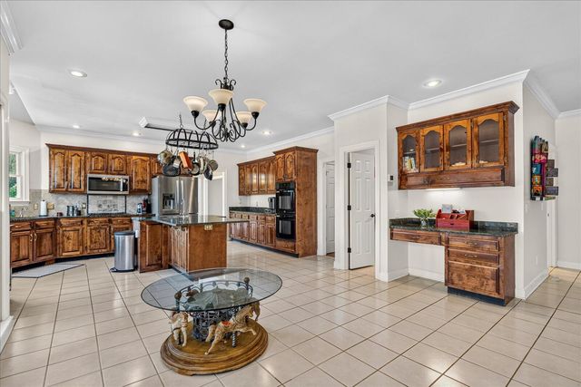 55 Middle Creek Road, Signal Mountain, TN 37377