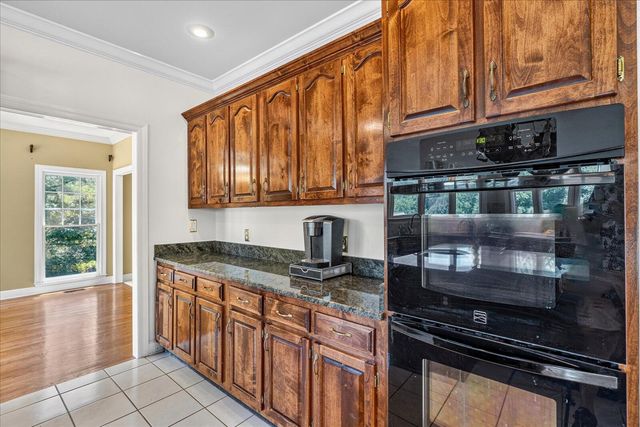 55 Middle Creek Road, Signal Mountain, TN 37377