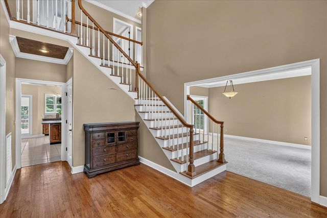 55 Middle Creek Road, Signal Mountain, TN 37377