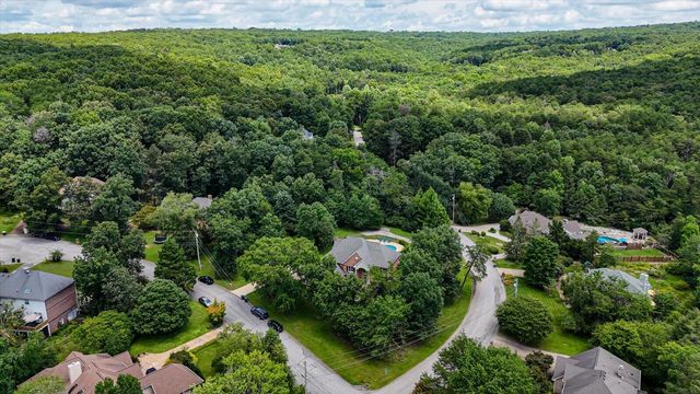 55 Middle Creek Road, Signal Mountain, TN 37377