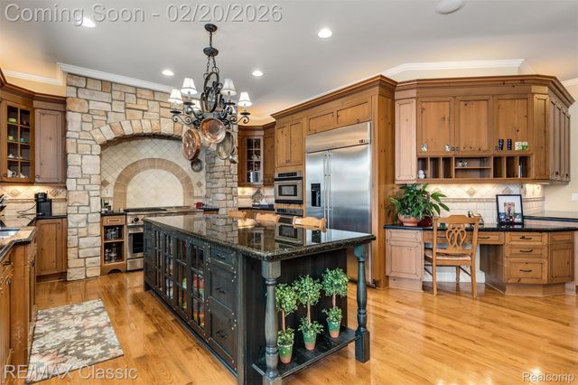 17905 Parkshore Drive, Northville Township, MI 48168