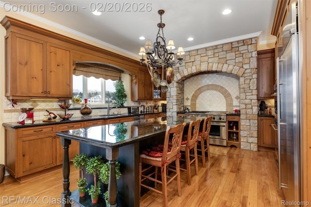 17905 Parkshore Drive, Northville Township, MI 48168