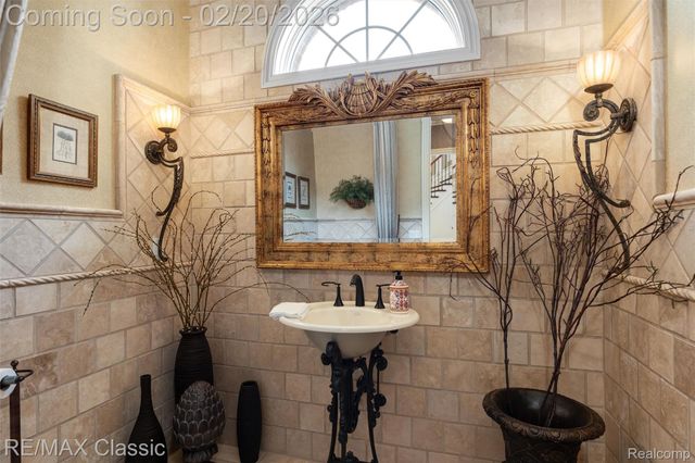 17905 Parkshore Drive, Northville Township, MI 48168