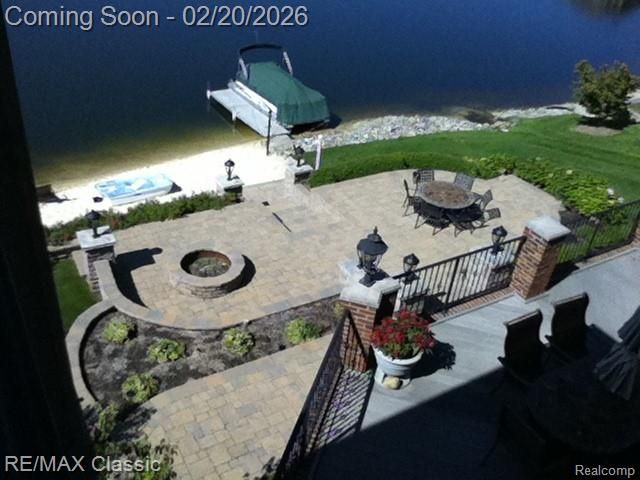 17905 Parkshore Drive, Northville Township, MI 48168