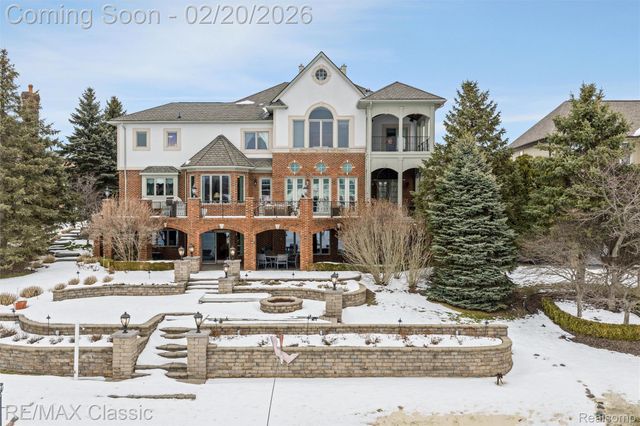 17905 Parkshore Drive, Northville Township, MI 48168