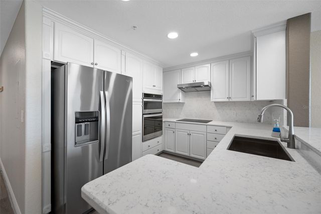 700 N OSCEOLA AVENUE 606, Clearwater, FL 33755