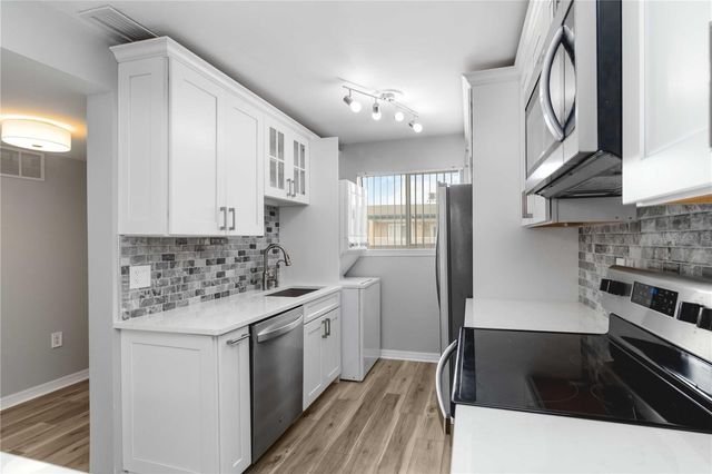 150 HARBORSIDE AVENUE 307, Punta Gorda, FL 33950