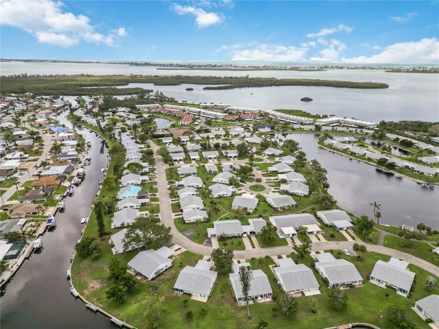 150 HARBORSIDE AVENUE 307, Punta Gorda, FL 33950