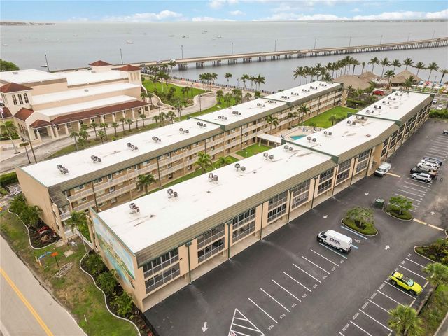 150 HARBORSIDE AVENUE 307, Punta Gorda, FL 33950
