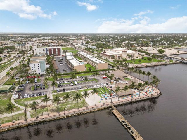 150 HARBORSIDE AVENUE 307, Punta Gorda, FL 33950