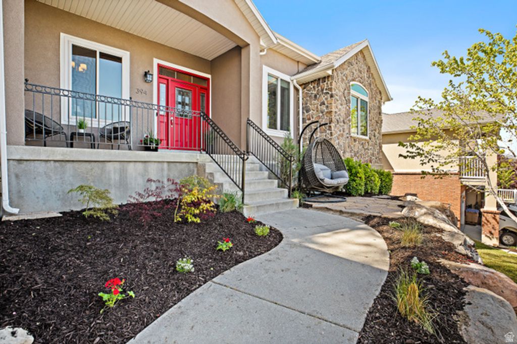 394 E BREWSTER DR, Draper, UT 84020 — photo 2