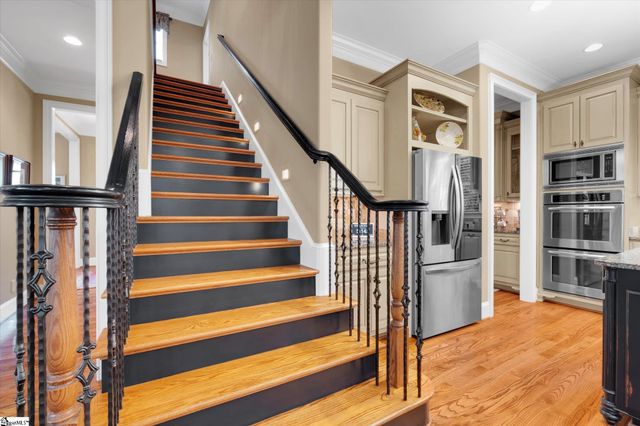 10 Travertine Court, Greenville, SC 29615