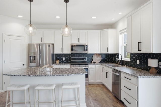 16761 110th Avenue N, Dayton, MN 55369