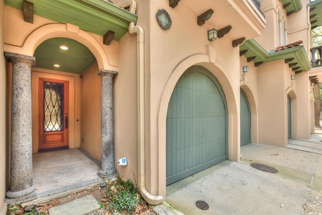 1529 Barton Springs RD 16, Austin, TX 78704