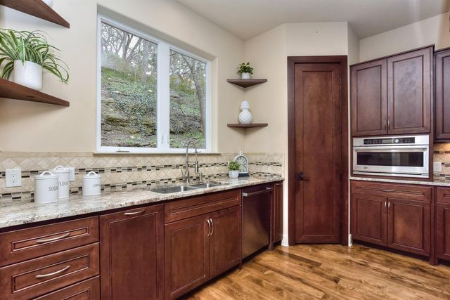 1529 Barton Springs RD 16, Austin, TX 78704