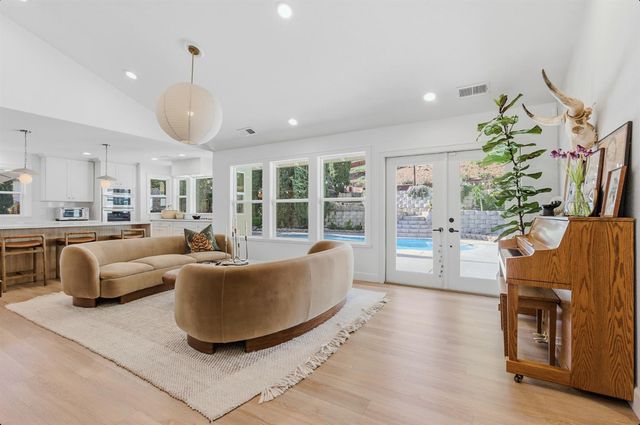 11220 Sunrise Ridge, Auburn, CA 95603