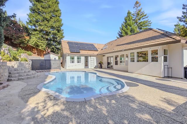 11220 Sunrise Ridge, Auburn, CA 95603